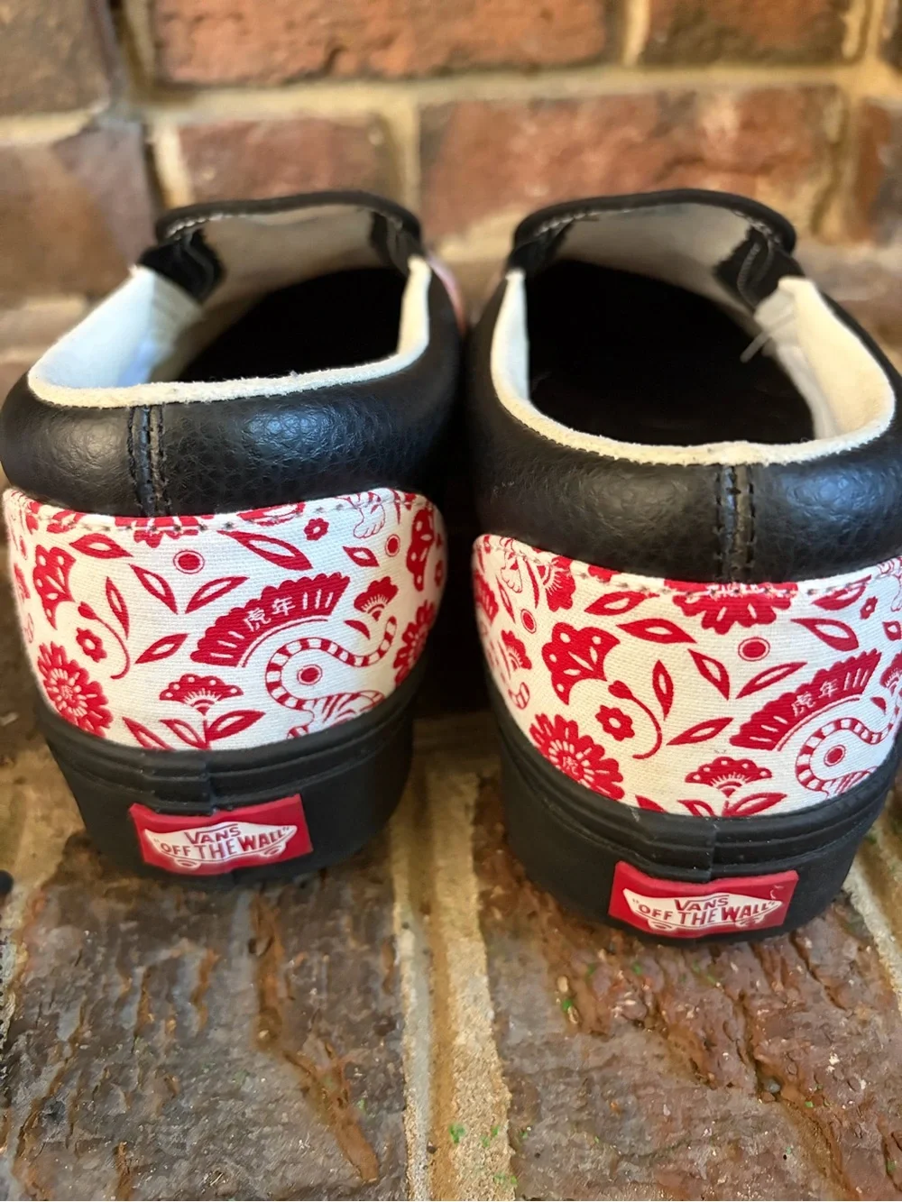 Vans slip sneakers